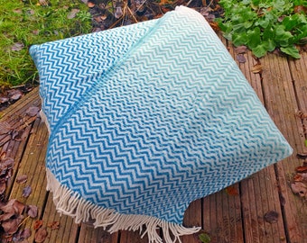 skandinavische Wohndecke****Plaid***100% Wolle***Farbverlauf blau