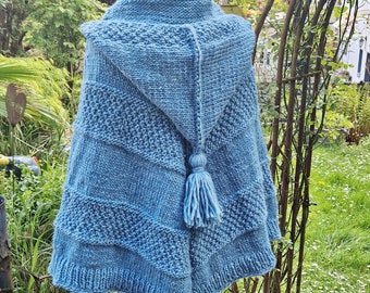 Poncho/Cape ** hippie style with poineted  hood *** onesize