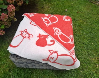 Children's blanket/ reversible blanket*100% Lambswool**Cat motif