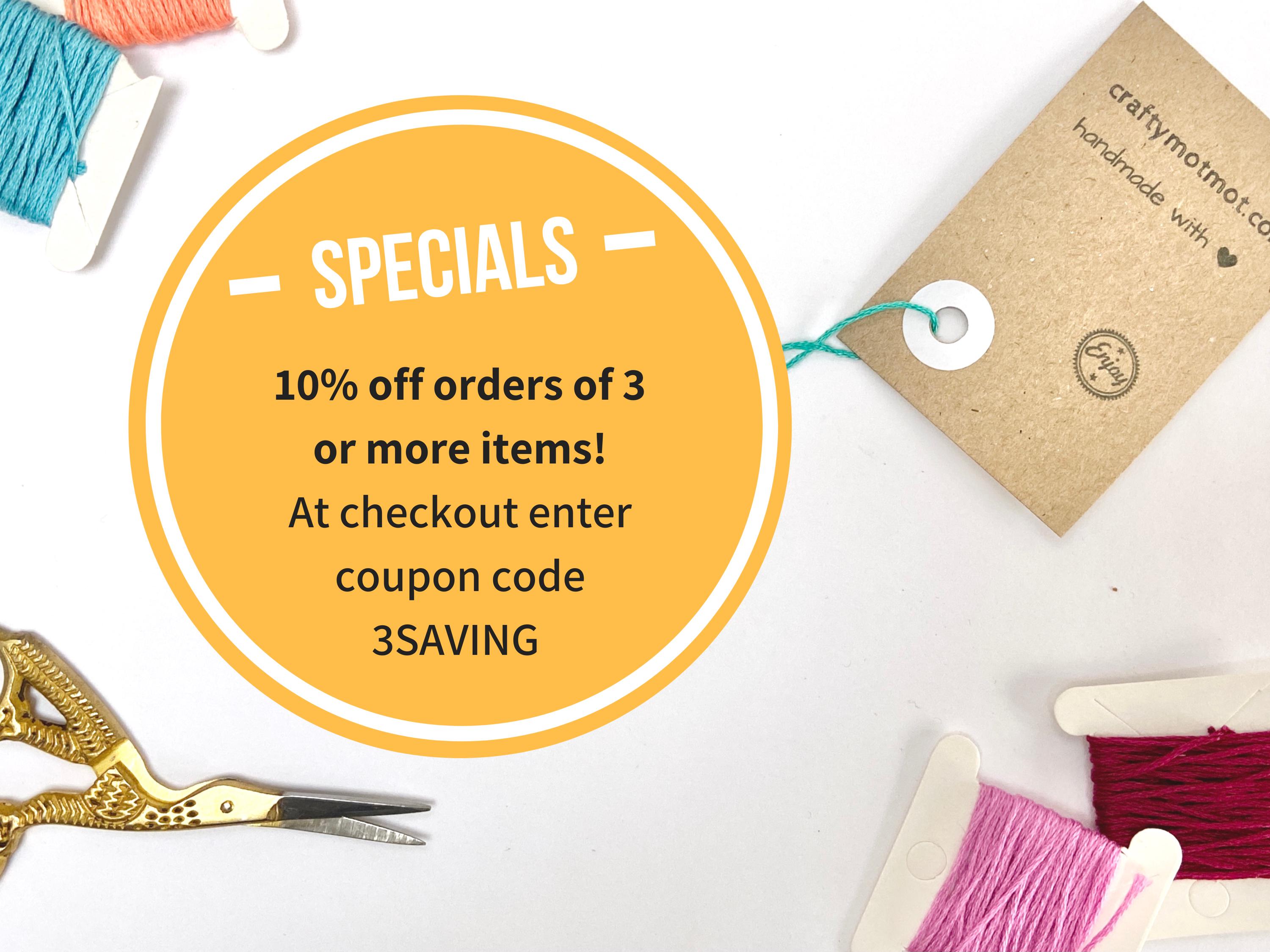 カスタムプライドフラッグキーホルダー：手作りLGBTQタッセル