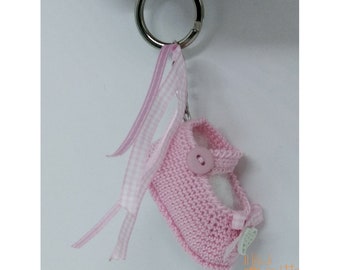 10 Baby shoes-10 Crochet keychain shoes-handmade-newborn favor, baptism, baby shower, first birthday