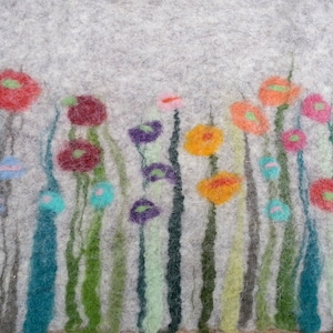 Table Runner, Grass and Flowers, light Gray image 6