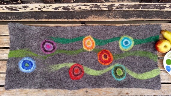 Table Runner, Big Flowers, dark gray