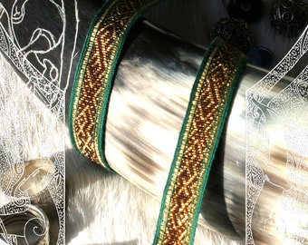 Custom Birka band B17 two-colored tabletwoven viking braid