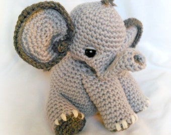 Peanut the Tiny Elephant; CROCHET PATTERN; PDF