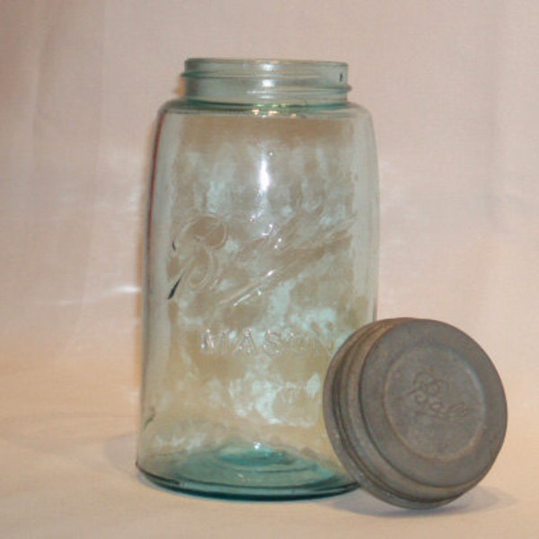 Vintage Ball Mason Quart Round Soft Shoulder Green Glass Canning Jar con coperchio in zinco mvpc 58