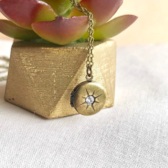 Swarovski online starburst necklace