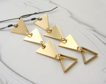 Pendientes colgantes triangulares geométricos de metales mixtos, plata de ley oxidada, latón natural, joyería llamativa de estilo bohemio.