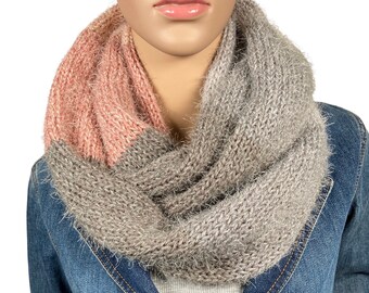 Extremely Soft Infinity scarf Women's knitted winter scarf Fuzzy knitted scarf Chunky cowl Circle scarf Valentine's day gift Women's fashion
