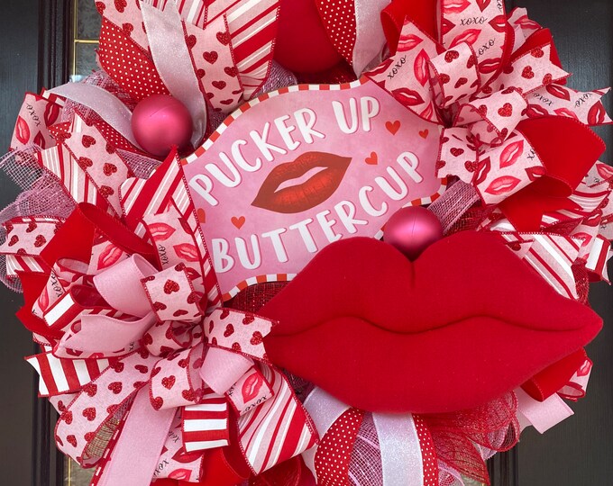 Valentines Day Wreath, Lips Wreath, Pink and Red Decor, Valentines Decor, Wreaths for Front Door