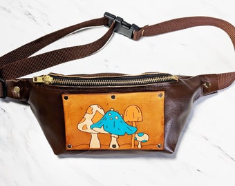 Leather Mushroom Fanny Pack - Custom Personalized Hip Pack - Leather Belt Bag - Leather Bum Bag - Festival Fanny pack - Handmade