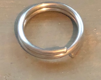 Großer Zehenring aus dickem Aluminium aus dickem Aluminium, leicht einstellbar, pflegeleicht, Unisex