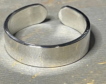 Sterling Silver 8mm wide Chunky 1.45mm Thick Toe Ring Rectangular Profile Big toe toe ring Custom Made to Order Adjustable.