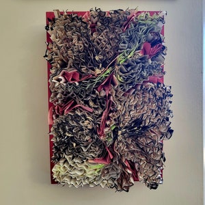 Altered Book Wall Art - Wurzelkarte