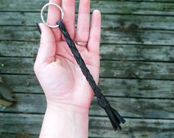 Handflätad svart lädernyckelring - Unisex nyckelring