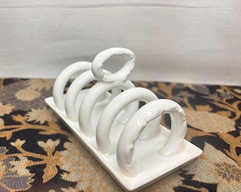 Vintage Carlton Ware England Toast Rack | White Ceramic 4 Slot Bread Server | Retro Gourmet Kitchenware | Mid Century Modern Minimalist
