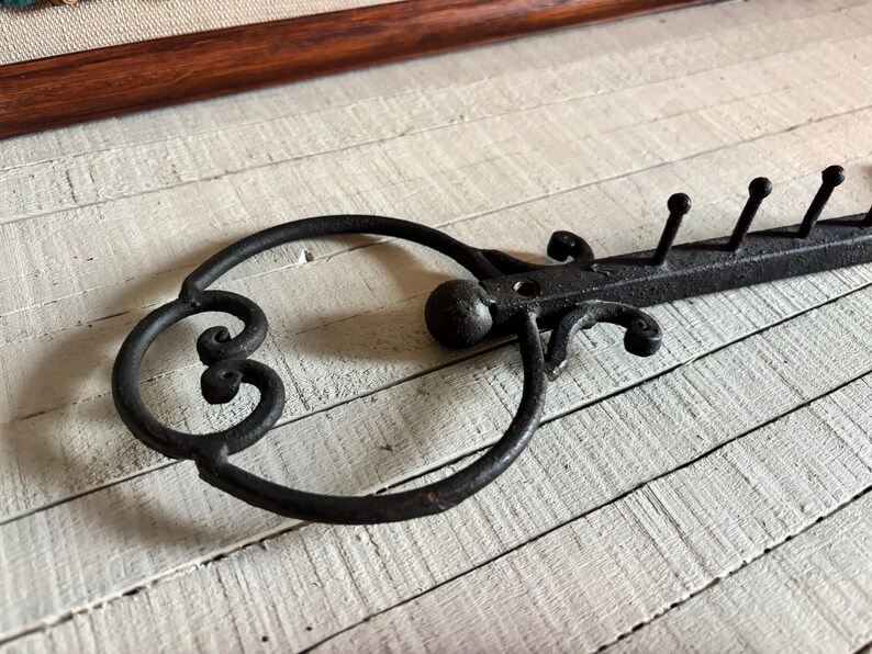 Skeleton Hand Coat Rack Vintage Cast Iron Skeleton Key Rack | Rustic Farmhouse Wall Decor, 6 ...