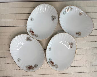 Vintage Pinecone Porcelain Oval Dishes Set of 4 | Scalloped Gold Rim Appetizer Plates