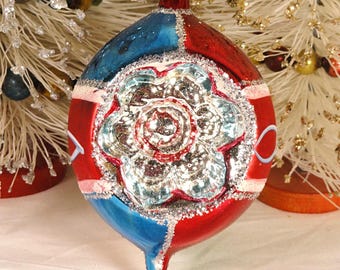 Ornament Vintage Poland Large Hand Painted Indent Reflector  display picture 1
