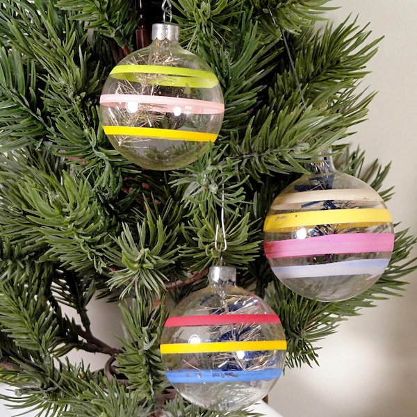 Vintage Trio US of A Unsilvered Stripes War Glass Ball Christmas Ornaments With Tinsel Inside