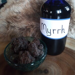 Myrrh Oil in 2 dram bottle
