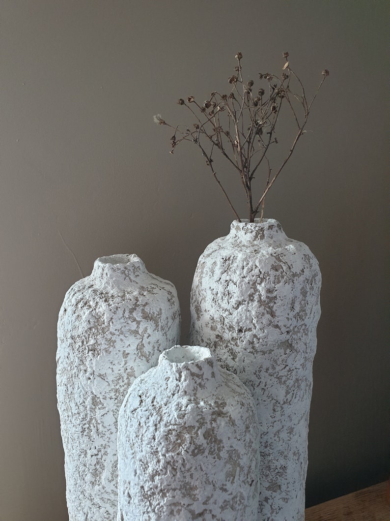 Lot de 3 vases, papier mâché, vase texturé, plan de travail naturel minimaliste Japandi, plantes séchées, plantes séchées, blanc brut, grand vase image 1