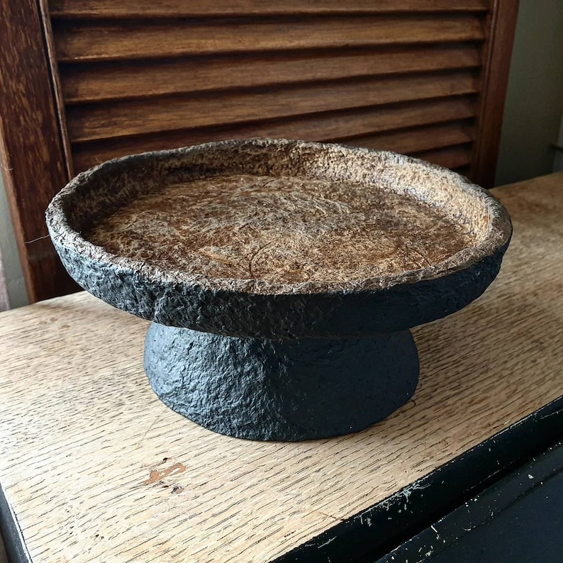 Nerine Wabi Sabi Pedestal Paper Mache Small Tray in Black Colour, Home ...