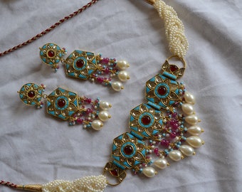 Conjunto de collar con diamantes y rubíes turquesa y moughal polki dorados, collar de turquesa dorada, collar de rubí dorado, pendientes de rubí, pendientes de turquesa dorada