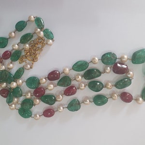 Rare Antique Basra Pearls Emerald and Spinel Ruby 50-100 years old very rare, 421 carats Emerald Ruby Necklace, Old Emerald Jewelry