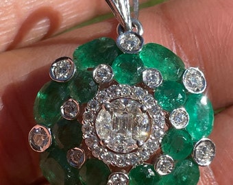 14k white Gold Emerald Diamond Pendant, emerald necklace, April Birthstone, Diamond Emerald pendant, Emerald Pendant, Estate Emerald