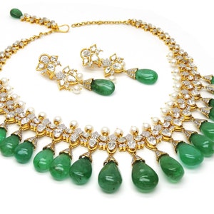 18k Yellow Gold Emerald Diamond Necklace, Gold Emerald Diamond Necklace, fine emerald jewelry, Emerald Jadau Necklace, Moughal Necklace set