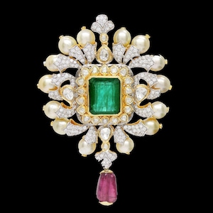 Exclusive EMERALD DIAMOND 22k GOLD Pendant Necklace With South Sea Pearl, Emerald, Collectors Jewelry, Fine Estate Emerald Jewelry