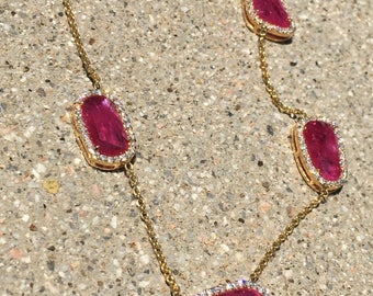 Collana con catena di diamanti e rubini da 16 carati, collana natalizia, collana con rubini, collana con pietre preziose incastonate, collana a strati