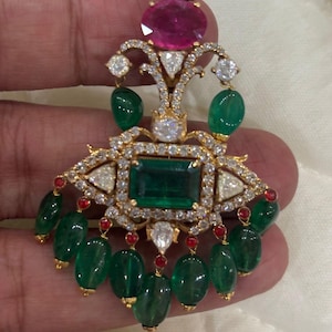 Emerald Ruby Diamond 22k gold Pendant Necklace Collectors Jewelry, Fine Estate Emerald Jewelry
