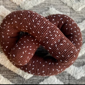 Salted Pretzel Pillow Crochet Pattern - Digital Pattern - Cute Food - Large Pillow - Amigurumi - Beginner Friendly - In Round - Kitsch Fun