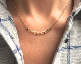 Tiny gold chain necklace, gold everyday necklace,  thin gold layering necklace, gold chain and charm, chain necklace, stacking necklace