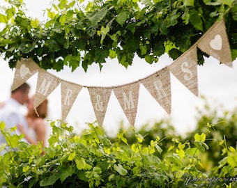 MR & MRS Burlap Banner, Bunting, Garland, Pennant, Photo Prop, Wedding Decor