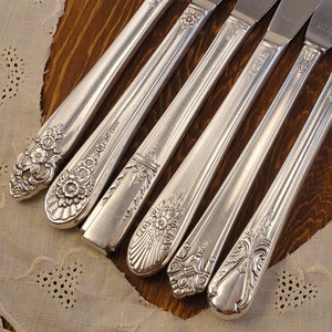Silverplate Dinner Knives MisMatched Vintage Silver Plate Long Handled Grille Viande Style Knife Sets Floral and Art Deco B