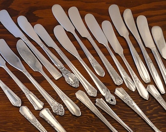 Butter Spreaders Cheese Knives Mismatched Silverplate Flatware Sets Vintage and Antique Farmhouse Silverware Assorted Silver Plate