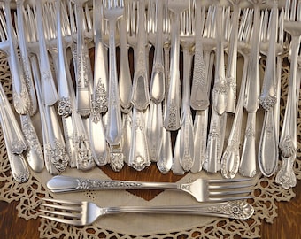 Silverplate Grille Forks Mismatched Flatware Sets Vintage and Antique Farmhouse Silverware Assorted Silver Plate Mismatched Viande Fork Sets