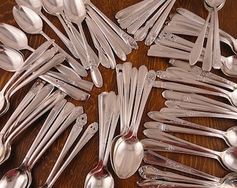 Teaspoons Tea Spoons Silverplate Flatware Vintage and Antique Farmhouse Silverware Assorted Surprise Me Spoons Hundreds Available