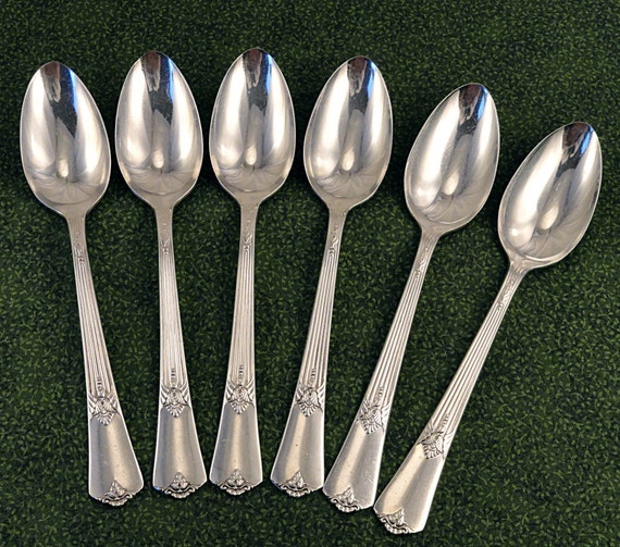VG 6 Deco Teaspoons Oneida Wm A Rogers Celebrity Wild Rose Vintage Silverplate