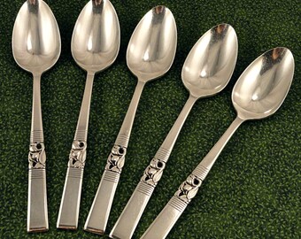 hand stamped spoon FRIENDSHIP IS A STAR THAT NEVER FADES hand stamped spoon FRIENDSHIP IS A STAR THAT NEVER FADES
