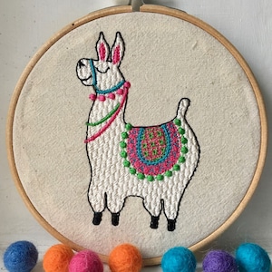 Llama digital machine embroidery design | Flowerdog designs