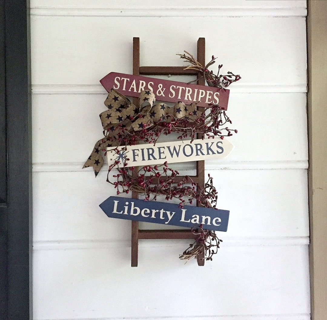 Patriotic Ladder Decor: Rustic Americana Farmhouse Display - Etsy