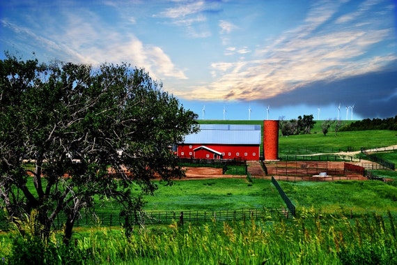 Red Barn on the Plains