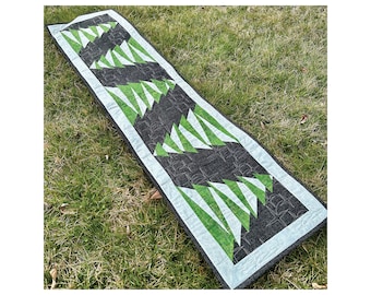 Cold Snap Quilted Table Runner - PDF Download - Winter Table Runner - Holiday Table Runner - Scrap Friendly - Beginner Friendly