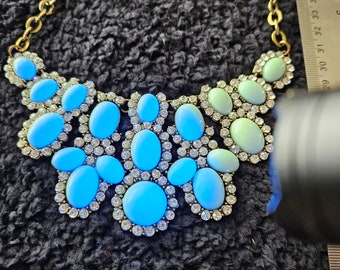 Vintage Glowey Necklace - UV Reactive