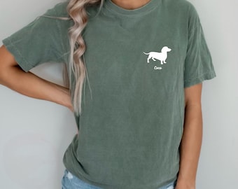 Custom Name Dachshund Comfort Colors T-Shirt, doxie name shirt, doxie tshirt, doxie mom shirt, dog mom gifts, gifts for dachshund owners