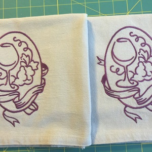 Machine Embroidered Flour Sack Dish Towel Set (2 Towels)